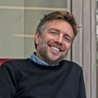 Tom Robertshaw