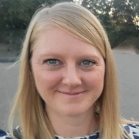 Nicole Arnold
