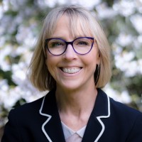 Lori Van Holmes