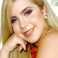 Lesly F.