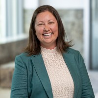 Alicia Arnold, Mpa