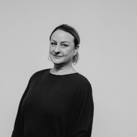 Christina Hiedl