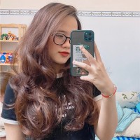 Thuỳ Nguyễn
