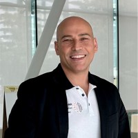 Amir Azem