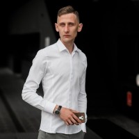 Игорь Костюковец