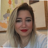 Cansu Tan