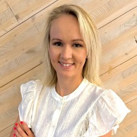 Liene Helmšteina