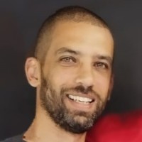 Vinícius Neves