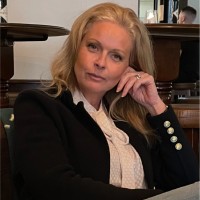 Cristina Lander