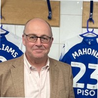 Simon Mahony