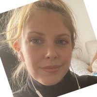 Esther Riches