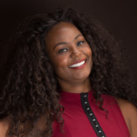 Angela Thomas