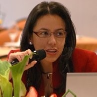 Katiuska King Mantilla