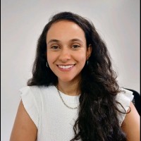 Esther Bastos