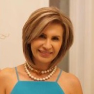 Leila Nezakatgoo