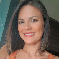Larissa Rangel Junqueira