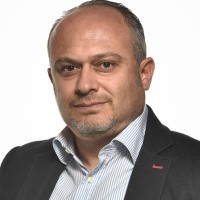 Enis Kösem