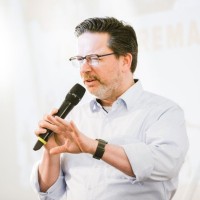 Jan Karremans