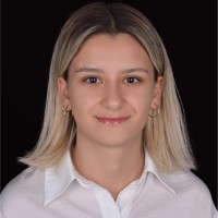 Sena Arslan Veznedar
