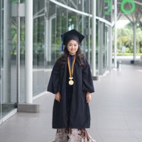 Alina Florencia Karuniawati