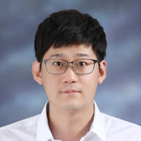 Hyoungsub Lee