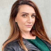 Mirela Ajvazi