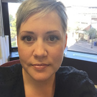 Stephanie Head