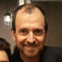 Simon Lynch