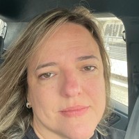 Suzane Lins