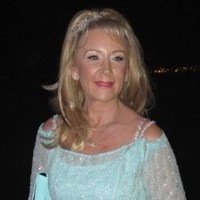 Suzanne Davidson