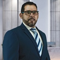 José R. Lara