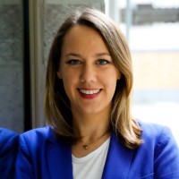 Dr Julia Schoenbrunn