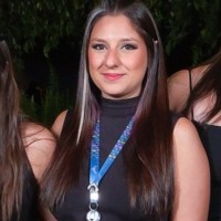 Sthefanie Busch