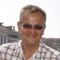 Stephen Howe