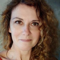 Nadège Douchain
