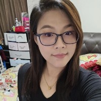 Selina Tee
