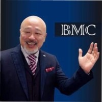 高須英治