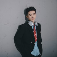 Ethan Ye