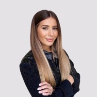 Farah Menouar