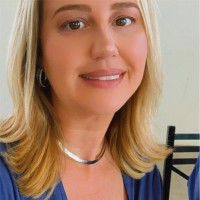 Isabela Turcatto Gimenes Barros