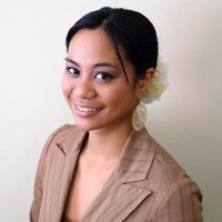 Catalina Centi Tiamson