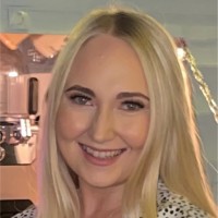 Ella Lauder (Certihr)