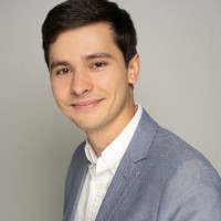 Dustin Lee