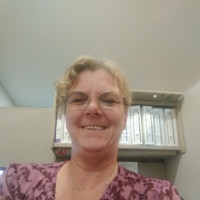Joni Hutchens