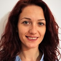 Simona Grumezea