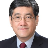 Chong Woo Kim