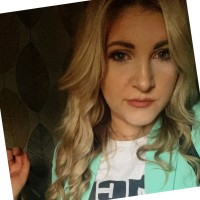 Charlotte Faux