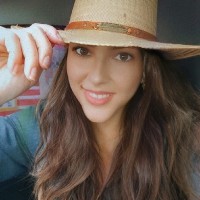 Ana Carolina Barbosa Luttembarck