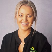 Bec Warburton