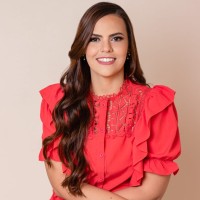 Nayra Campos